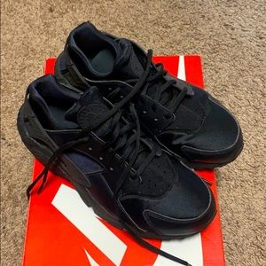Women’s Air Huarache Run